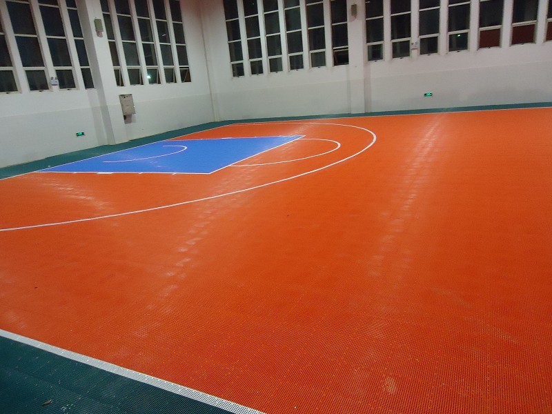 籃球場懸浮拼裝運動地板